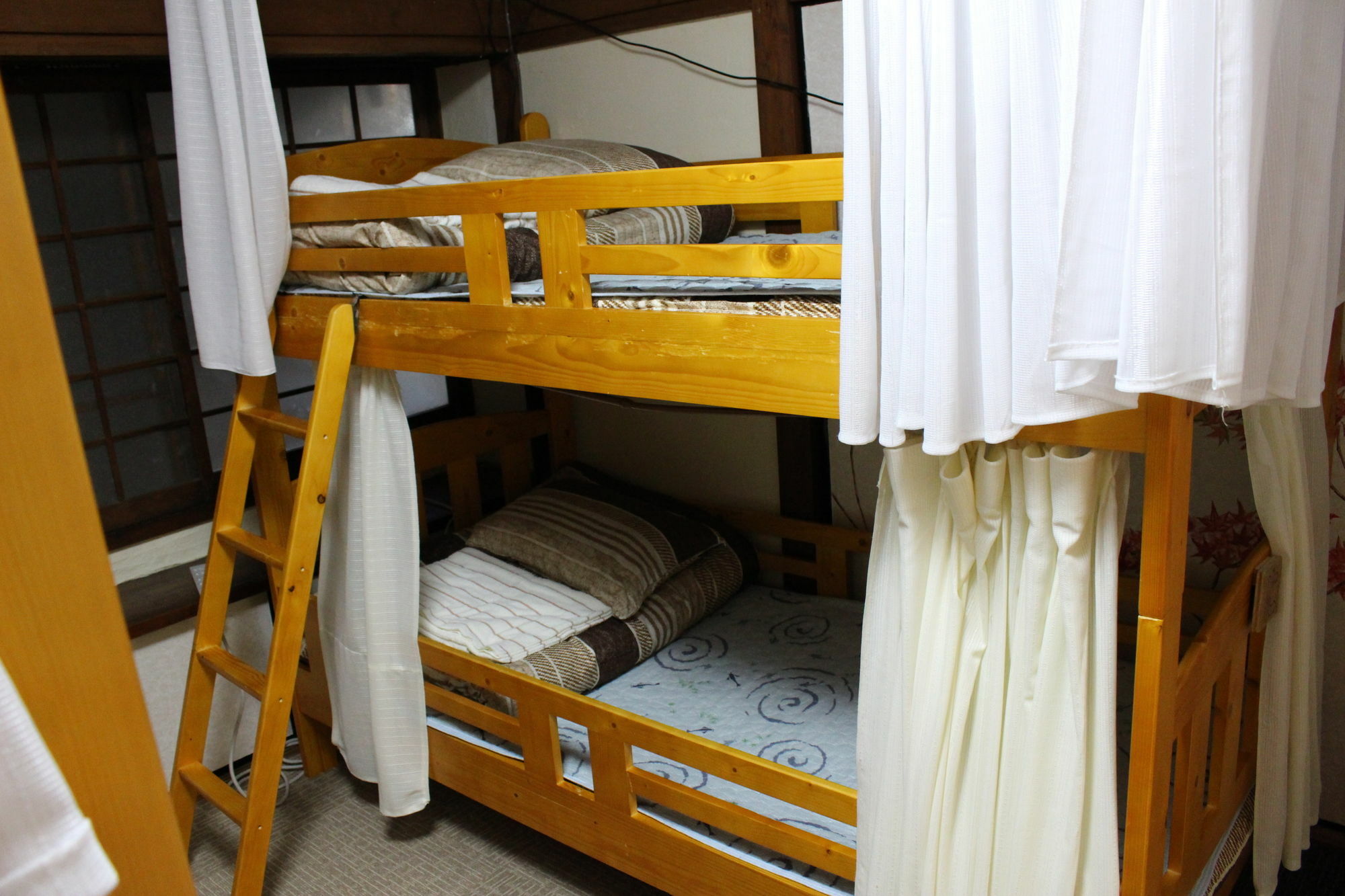Gomaharu Guesthouse Osaka Exterior photo